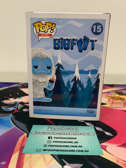 Bigfoot Snowy "Flocked" #15 (2018 Canadian Convention) - Pop Vinyl